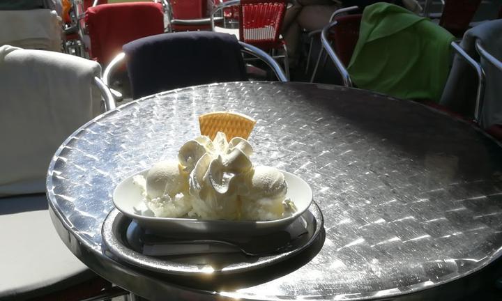 Eiscafe Dolomiten
